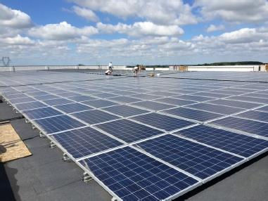 Inauguration de la plus grande centrale photovoltaïque en auto-consommation de Bretagne Inauguration de la plus grande centrale photovoltaïque en auto-consommation de Bretagne